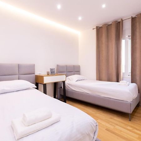 Exclusive 2 Bedrooms Apartment 地拉那 外观 照片