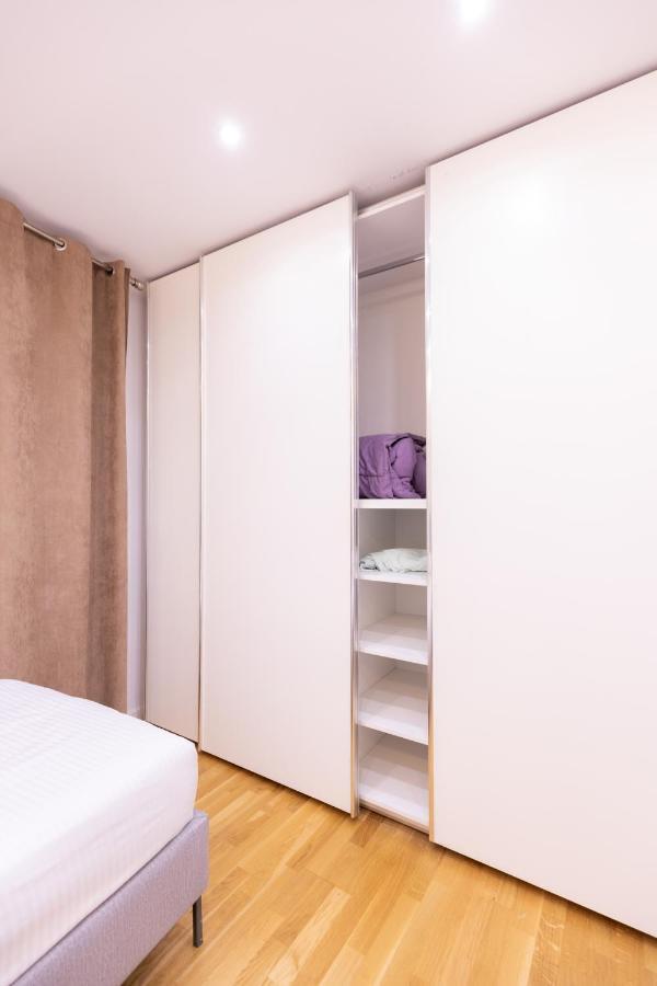 Exclusive 2 Bedrooms Apartment 地拉那 外观 照片