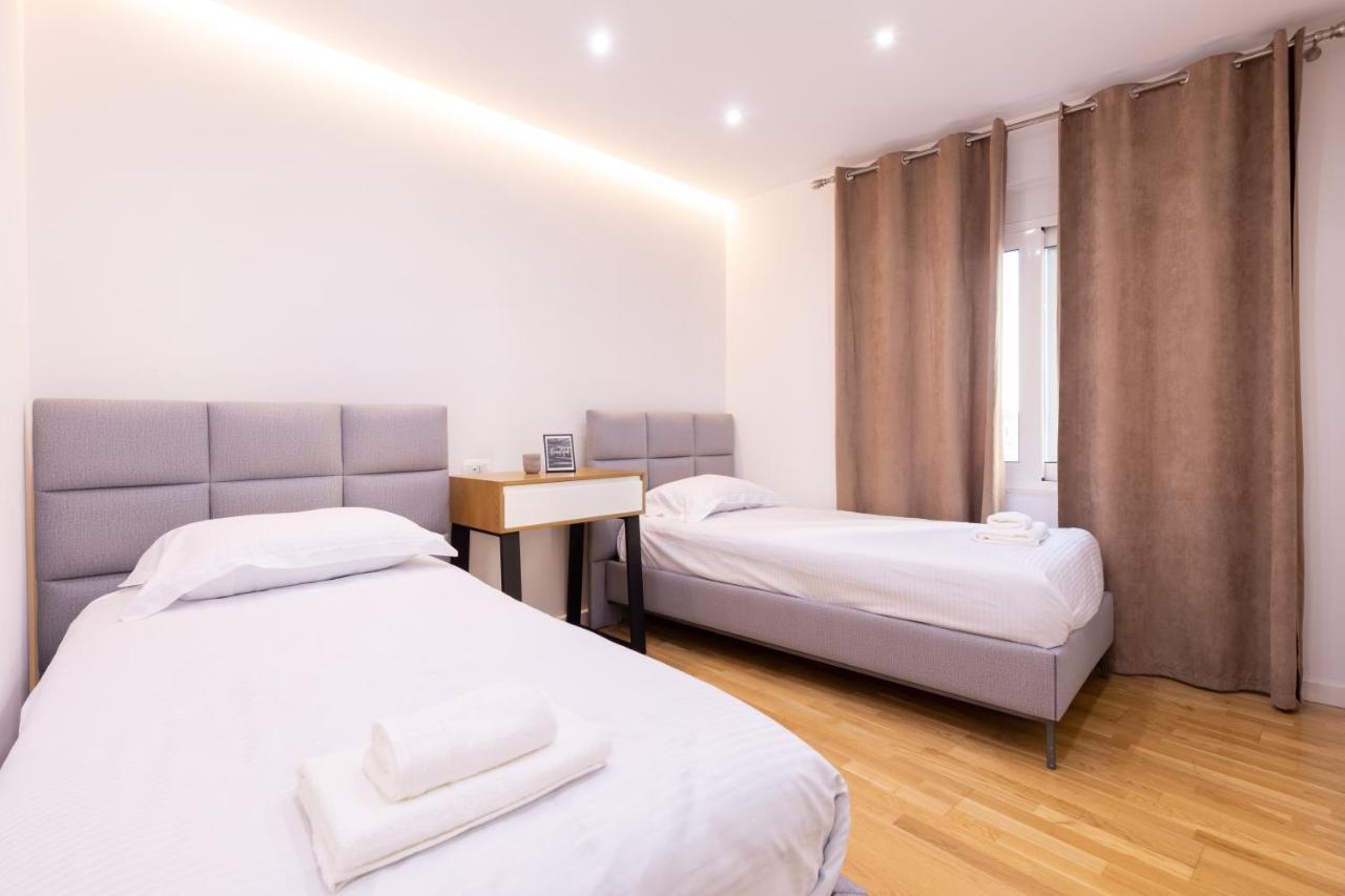 Exclusive 2 Bedrooms Apartment 地拉那 外观 照片
