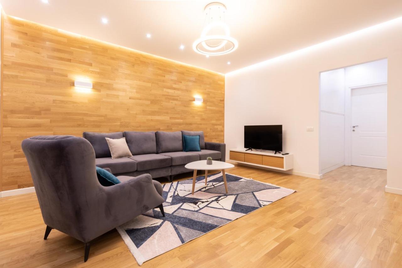 Exclusive 2 Bedrooms Apartment 地拉那 外观 照片
