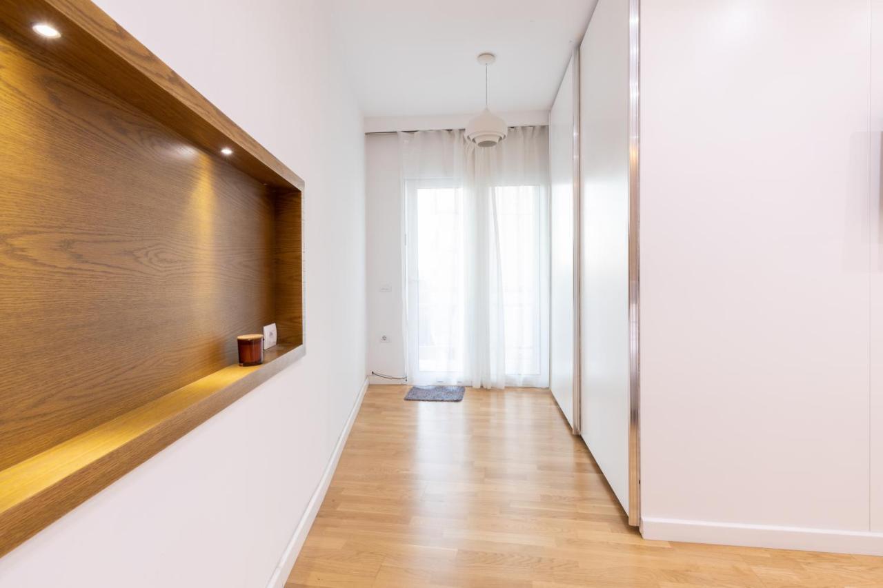 Exclusive 2 Bedrooms Apartment 地拉那 外观 照片